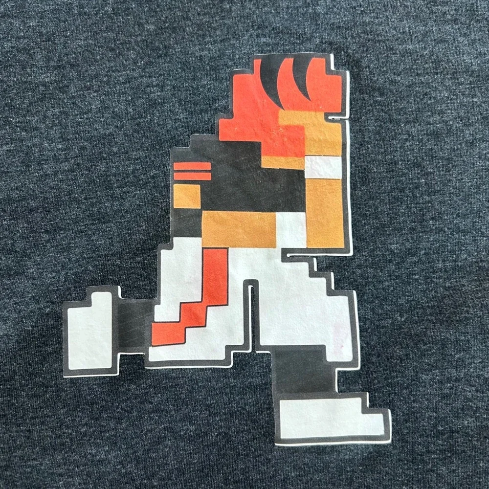 Goodfellow & Co Mens XXL Lyndale Tee Gray V-Neck 8-Bit Pixel Graphic T-Shirt